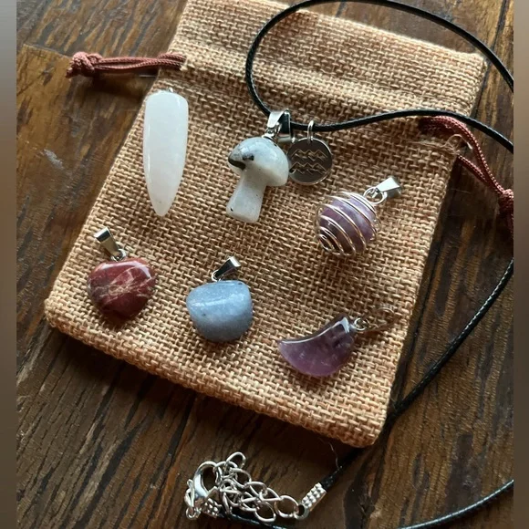 Crystals for Aquarius! Labradorite Lepidolite  Amethyst Blue Aventurine Quartz - Picture 2 of 3